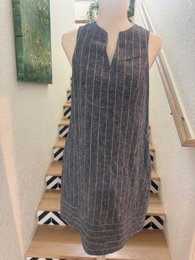 Daniel Cremieux Navy and Cream Pinstripe Sleeveless Shift Dress - Spring XS